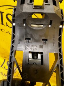 ZAMEK DRZWI CIĘGNO KLAMKA PRZÓD PRZEDNI PRAWY PRAWE 5 PIN SKODA SCALA