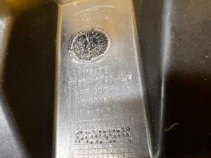 PODSTAWA OBUDOWA MOCOWANIE AKUMULATORA FORD MUSTANG VI