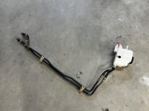 ZBIORNICZEK ZBIORNIK PRZEWODY PŁYNU HAMULCOWEGO LEXUS RX 450H III 3 AL10