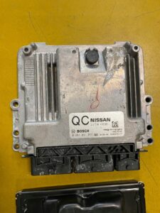 NISSAN X-TRAIL T32 KOMPUTER STEROWNIK SILNIKA