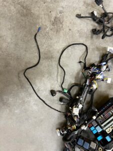 WIĄZKA INSTALACJA SILNIKA PUSZKA BEZPIECZNIKÓW LEXUS RX 450H III 3 AL10