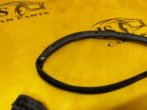 USZCZELKA DRZWI PRZÓD PRAWY CITROEN C4 PICASSO II