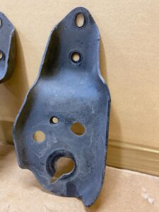 MOCOWANIE ZAWIESZENIA PRAWE FORD MUSTANG MK6 VI