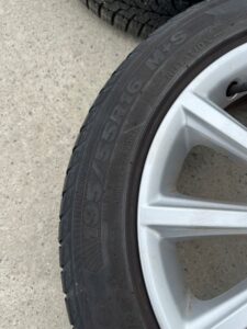 KOŁA FELGI OPONY CAŁOROCZNE FORD FIESTA MK7 195/55 R16