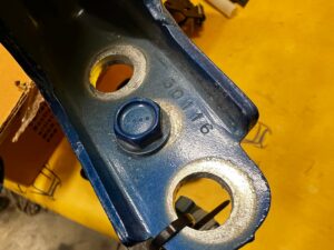 KOMPLET ZAWIASY DRZWI PRZÓD LEWY FORD MUSTANG VI N6