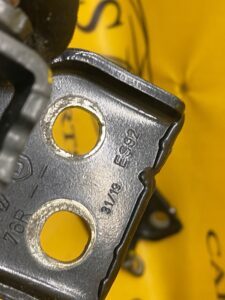 ZAWIAS DRZWI PRAWY LEWY PRZÓD TYŁ DACIA SANDERO II