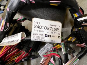 WIĄZKA INSTALACJA SILNIKA WNĘTRZA ŚCIANY GRODZIOWEJ DACIA SANDERO III 1.0 B