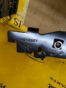 WSPORNIK UCHWYT MOCOWANIE PRZEWODU POWIETRZA DACIA SANDERO II