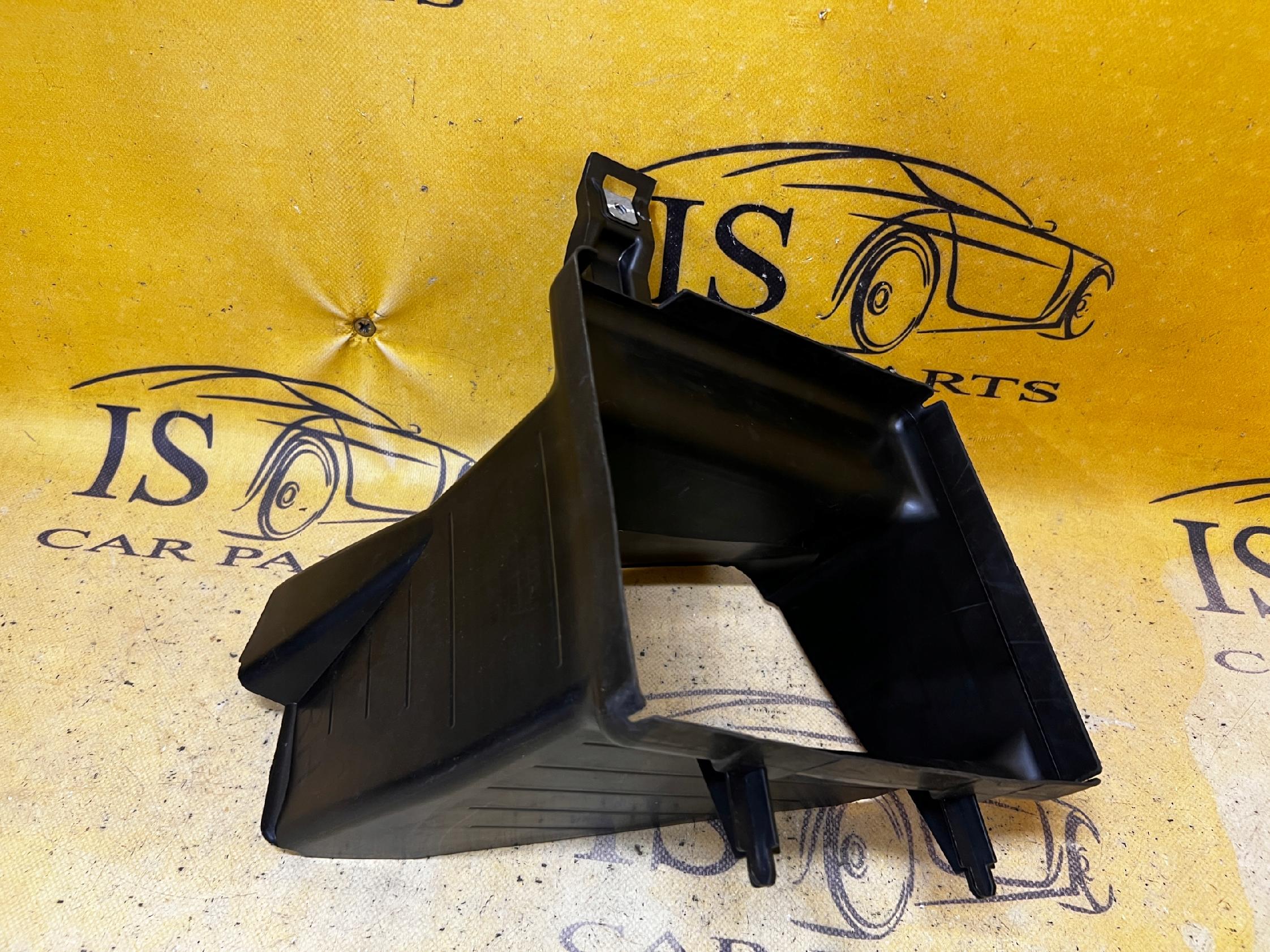 KIEROWNICA POWIETRZA PRAWA BMW G12 M760iX NOWA OEM