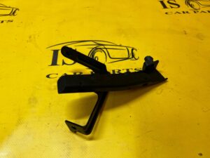 WSPORNIK MOCOWANIE UCHWYT RANGE ROVER VELAR L560