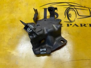 ŁAPA WSPORNIK MOCOWANIE UCHWYT SILNIKA DACIA LODGY LIFT 2022R 1.5 BLUE DCI