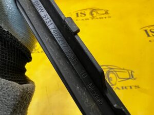 LISTWA ZGARNIAJĄCA SZYBY PRZÓD LEWY LEWA BMW X6 F16