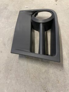 ZAŚLEPKA HALOGENA PRAWA MERCEDES ACTROS MP4