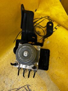 POMPA ABS STEROWNIK FORD ESCAPE MK4