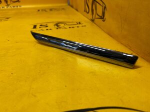 LISTWA BŁOTNIKA PRZÓD LEWY LEWA RENAULT MEGANE IV