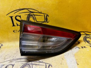 LAMPA LEWY TYŁ W KLAPĘ FORD KUGA MK3