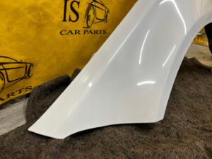 BŁOTNIK PRZEDNI PRZÓD LEWY MERCEDES A KLASA A45 S AMG W177 BIAŁA PERŁA