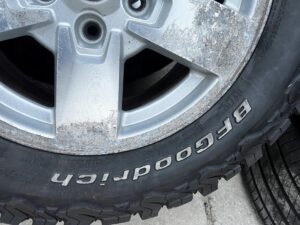 KOŁA FELGI OPONY TERENOWE JEEP GRAND CHEROKEE COMMANDER WRANGLER 265/65 R17