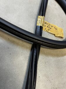 USZCZELKA DRZWI TYŁ TYLNYCH LEWA PRAWA CITROEN C4 GRAND PICASSO II EU