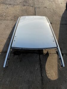 ĆWIARTKA DACH SŁUPKI POSZYCIE DACIA SANDERO III 3 STEPWAY