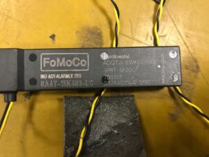 WZMACNIACZ ANTENY MODUŁ FORD FIESTA MK8 7 KUGA MK2