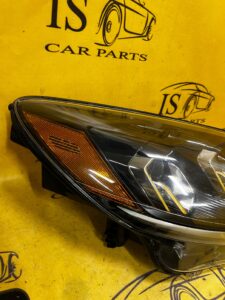 LAMPA PRAWA SOCZEWKA FORD KUGA MK3 ESCAPE MK4 1.5 USA