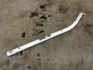 SZYNA PROWADNICA DRZWI PRZESUWNYCH GÓRNA PRAWA DACIA DOKKER EU 369