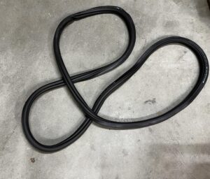 USZCZELKA DRZWI PRZÓD PRZEDNICH LEWY LEWA VOLKSWAGEN GOLF VIII HB EU