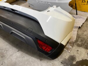 ZDERZAK 4PDC KLAPA LAMPY BELKA TYŁ DACIA SANDERO III STEPWAY 2024R LIFT 369