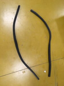 PRAWA DOLNA USZCZELKA DRZWI BMW 2 F23 7267928