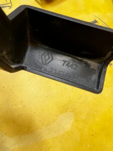 OSŁONA CHŁODNICY DACIA DOKKER LODGY