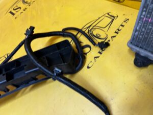 BELKA ABSORBER ZDERZAKA TYŁ WIĄZKA CZUJNIKÓW PARKOWANIA TYŁ INFINITI Q30