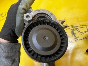 MOCOWANIE WSPORNIK ALTERNATORA NAPINACZ DACIA LODGY LIFT 2022R 1.5 BLUE DCI