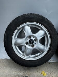 KOŁA FELGI OPONY ZIMOWE MINI COOPER R56 175/65 R15
