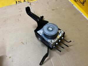 POMPA HAMULCOWA ABS FORD MUSTANG VI USA 3.7