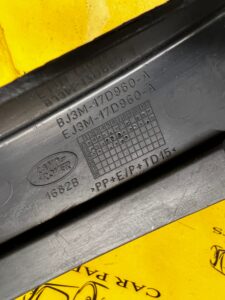 LISTWA ZDERZAKA TYŁ PRAWA PRAWY RANGE ROVER EVOQUE L538