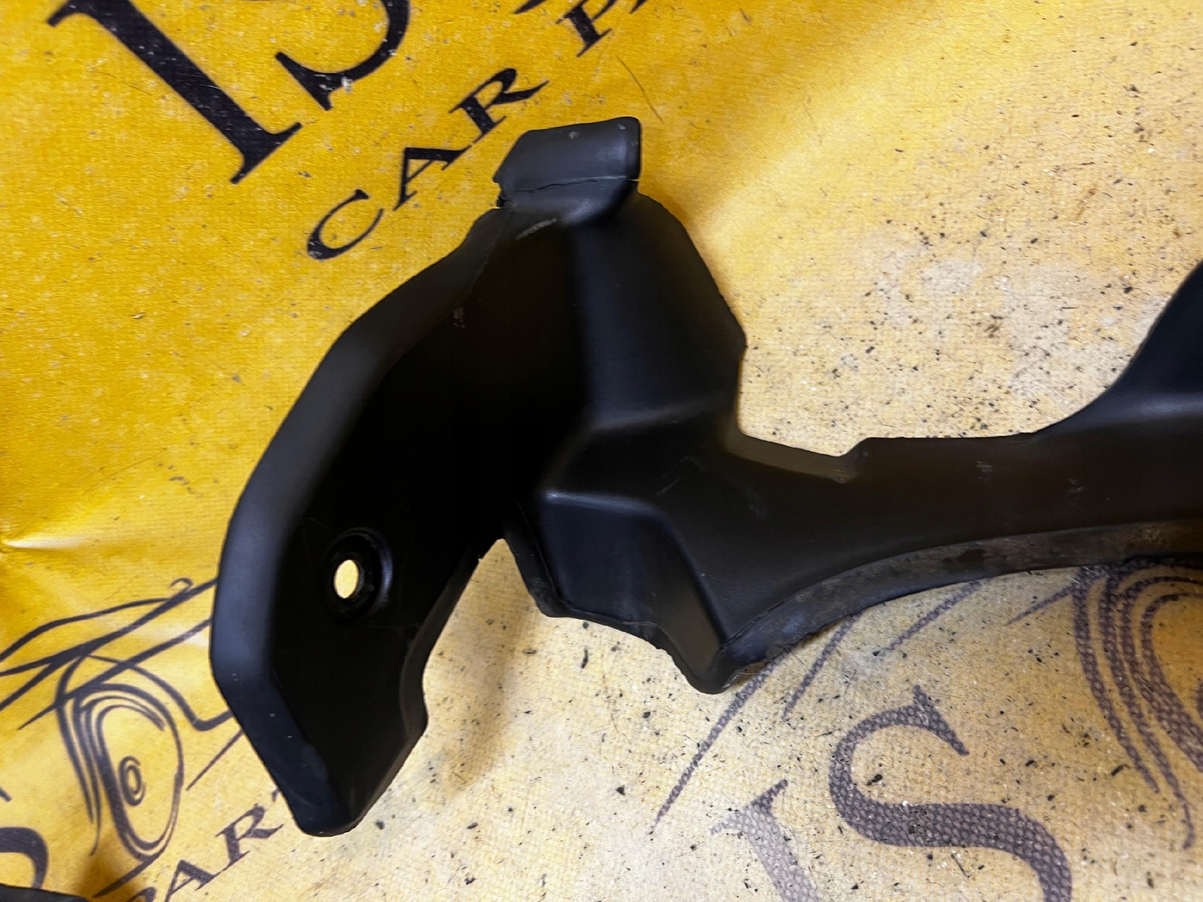 MASKOWNICA OSŁONA LAMPY TYŁ LEWY RANGE ROVER EVOQUE L538 3 DRZWI