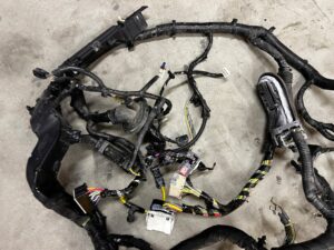 WIĄZKA INSTALACJA KOMORY SILNIKA FORD FUSION LIFT USA 2.0 ECOBOOST 2017R