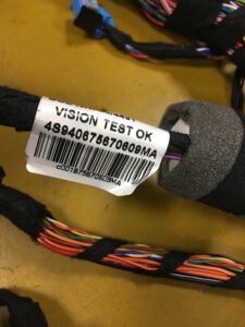 WIĄZKA INSTALACJA BEZPIECZNIKI KABINY INFINITI Q30