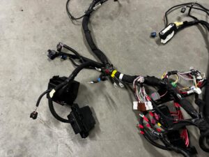 WIĄZKA INSTALACJA OKABLOWANIE SILNIKA RENAULT ESPACE VI EU