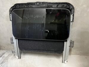 INFINITI Q50 Q50S SZYBA DACHU SZYBERDACH