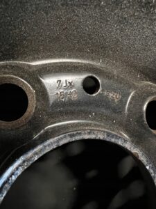 KOŁO ZAPASOWE DOJAZDOWE POKROWIEC BMW SERIA 3 E36 205/65 R15