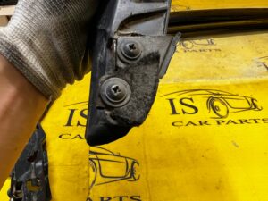 ŚLIZG MOCOWANIE ZDERZAKA TYŁ LEWY RANGE ROVER VELAR L560