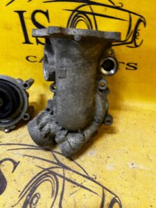 POMPA WODY Z OBUDOWĄ AUDI A8 D4 4.0 TFSI LIFT