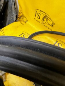 USZCZELKA GUMOWA DRZWI TYLNYCH TYŁ BMW 5 G30