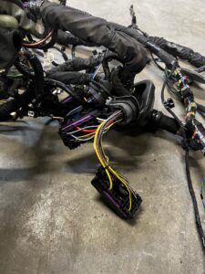 WIĄZKA PRZEWODÓW KABINY WNĘTRZA RANGE ROVER EVOQUE II L551