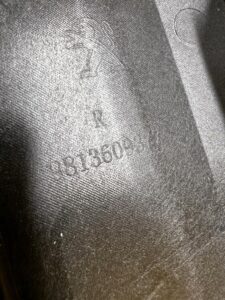 LISTWA CHROM SZYBY SŁUPKA TYŁ PRAWY PEUGEOT 5008 II