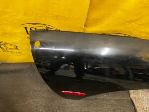 BŁOTNIK TYŁ TYLNY PRAWY CHEVROLET CORVETTE C5 CABRIO 97-04