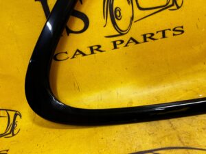 LISTWA RAMKA OSŁONA SZYBY PRAWA PORSCHE CAYENNE 7P5 LIFT 92A