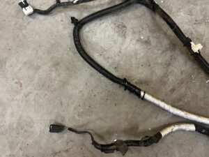 WIĄZKA INSTALACJA ZAWIESZENIA TYŁ FORD KUGA MK3